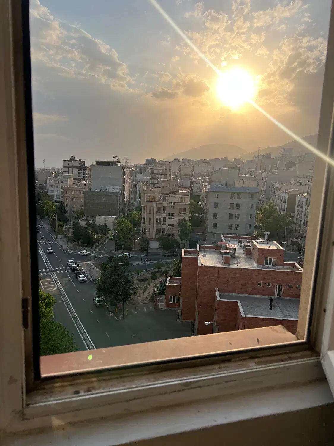 96 متر فول مشاعات برج آسمان سردار جنگل