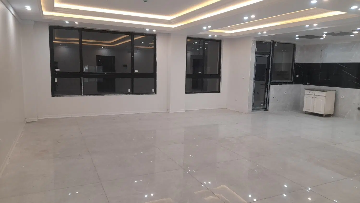 ۱۴۸ متری تک واحدی کلیدنخورده شهرک پاسداران