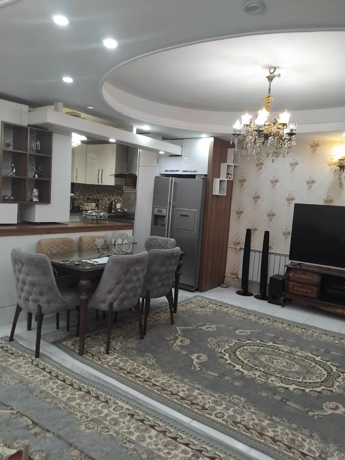 رهن اپارتمان خوش نقش و دسترسی به تمام مراکز خرید