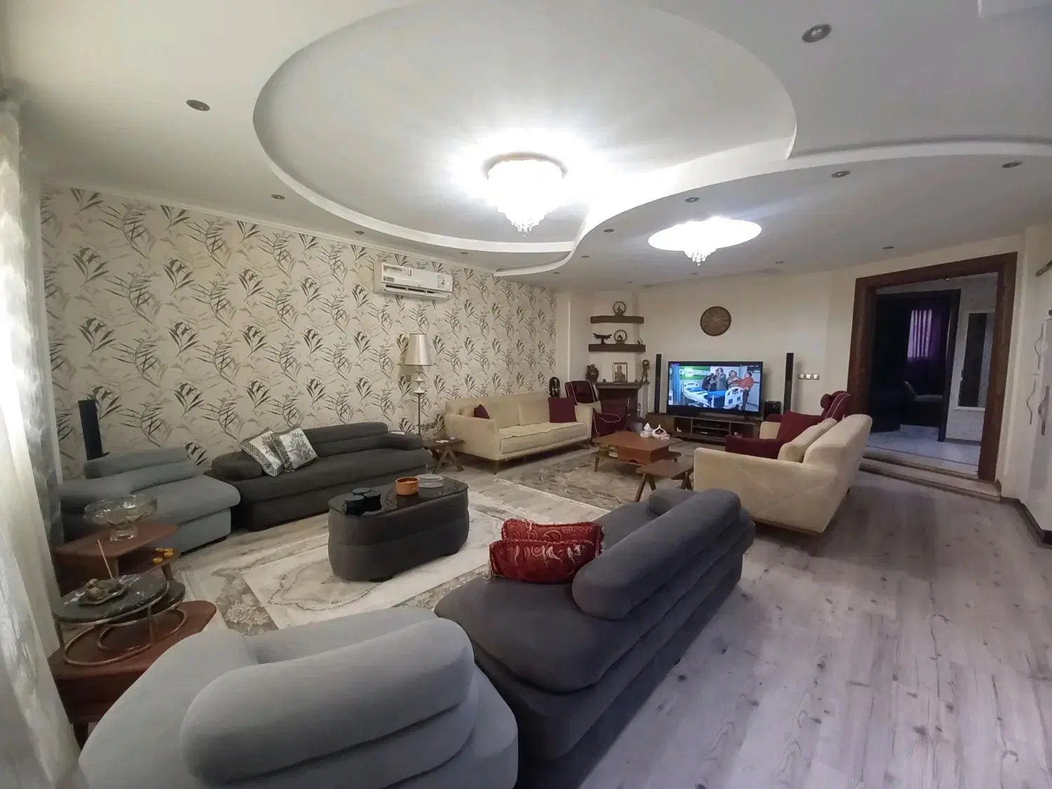 مذاکره_واحد ۱۶۰متری_تک واحدی_۳خواب_تاپ لوکیشن