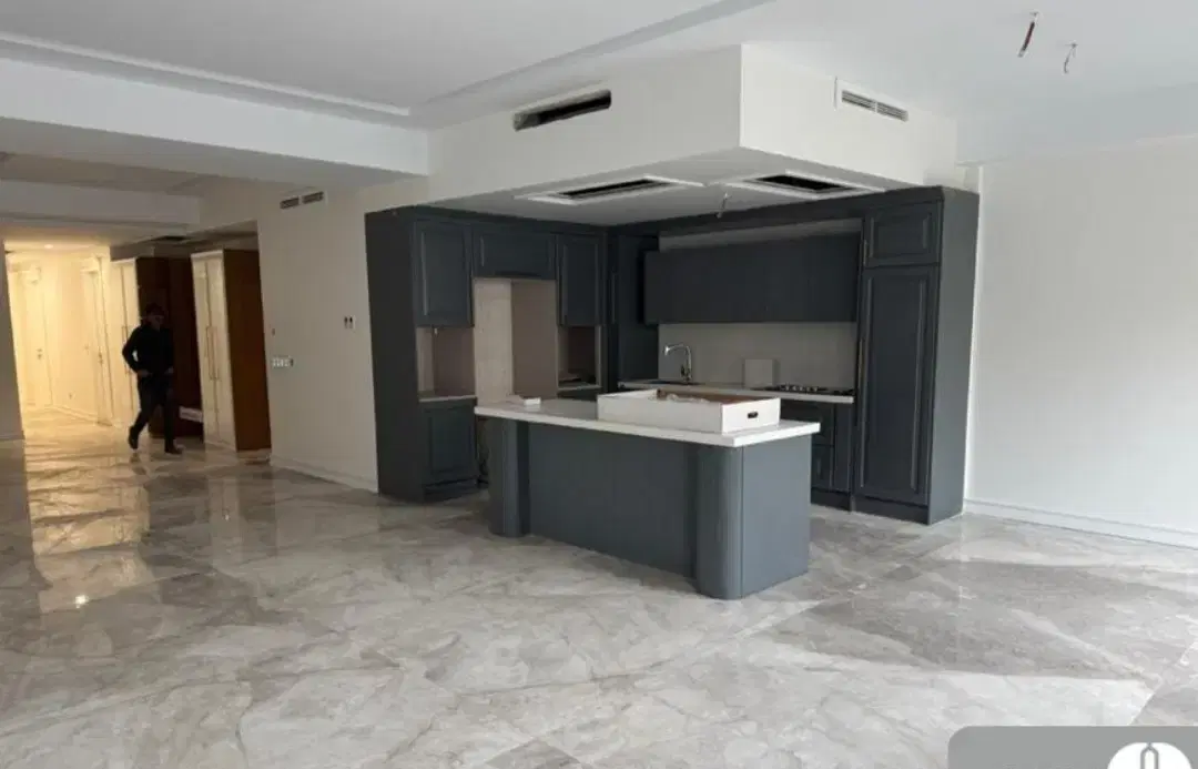 ۱۸۰ متر_ ۳خواب_ فوق لاکچری_ تاپ لوکیشن