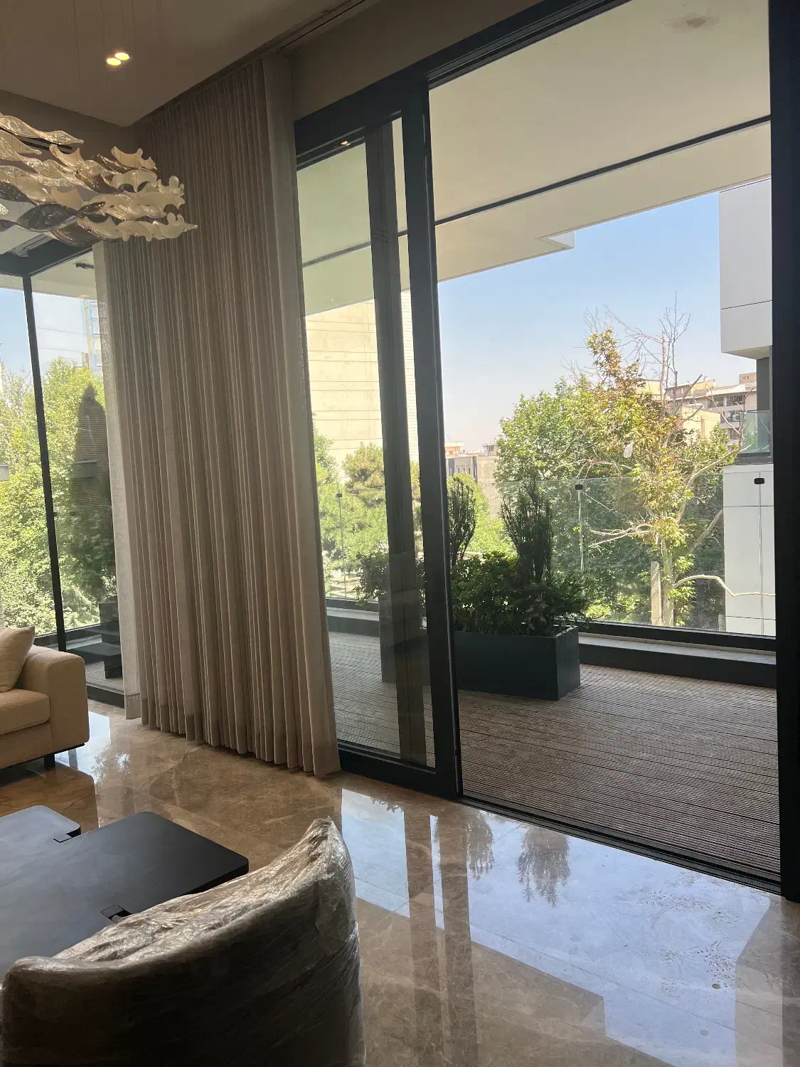 ولنجک تاپ لوکیشن۲۹۷متر خوش نقشه خیلی بقیمت