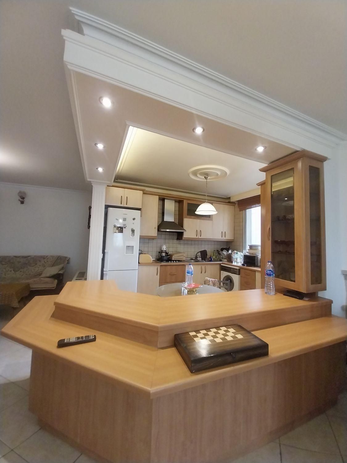 *تجریش + نزدیک کاخ* 133 متر تاپ لوکیشن_ لابی تراس