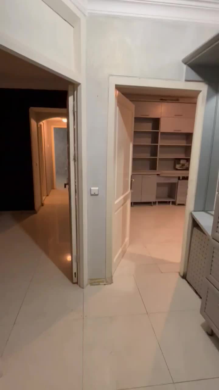 نیاوران.عمار ۱۸۰ متر رهن و اجاره