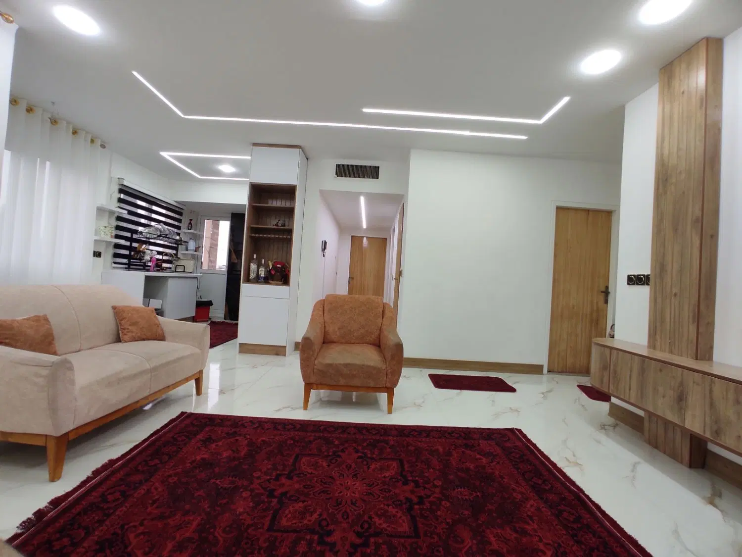 آپارتمان دو خواب خیابان گلزار ۱۰۵ متر