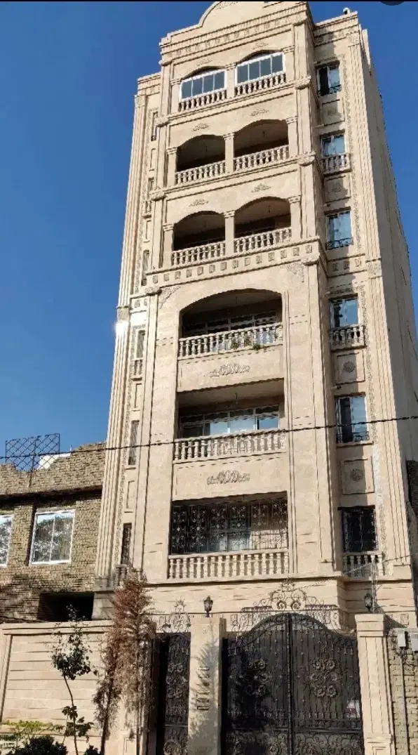 ۸۵متر دوکله طبقه دوم جنوبی صدف پشت حاشیه وکیل‌آباد