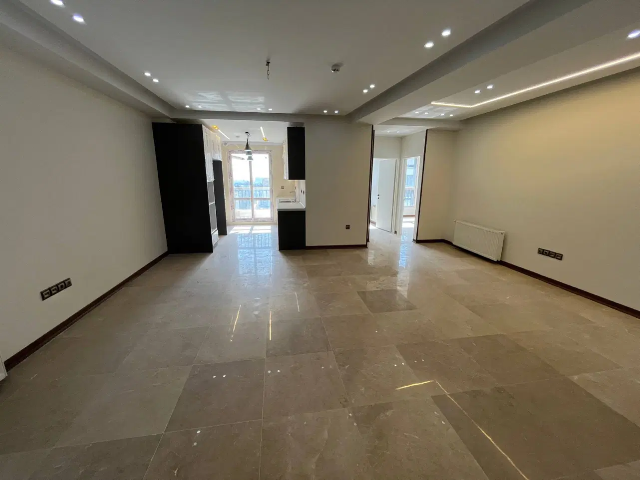اپارتمان ۸۱ متر ۲ خواب نوساز فول(تهران نو)