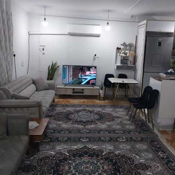 رهن و اجاره همکف ۱۲۵متری۳خواب ۷۰۰با۲۰میلیون