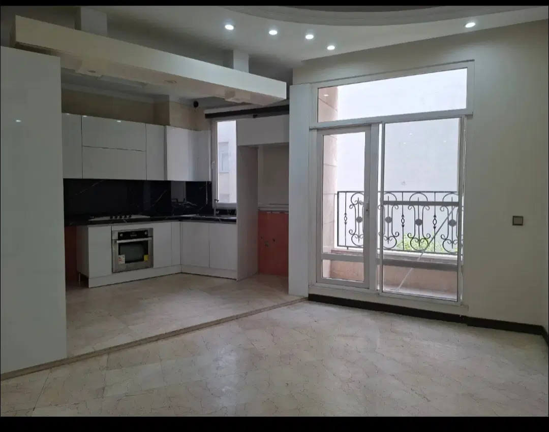آپارتمان ۱۱۴ متر فول امکانات خوش نقش