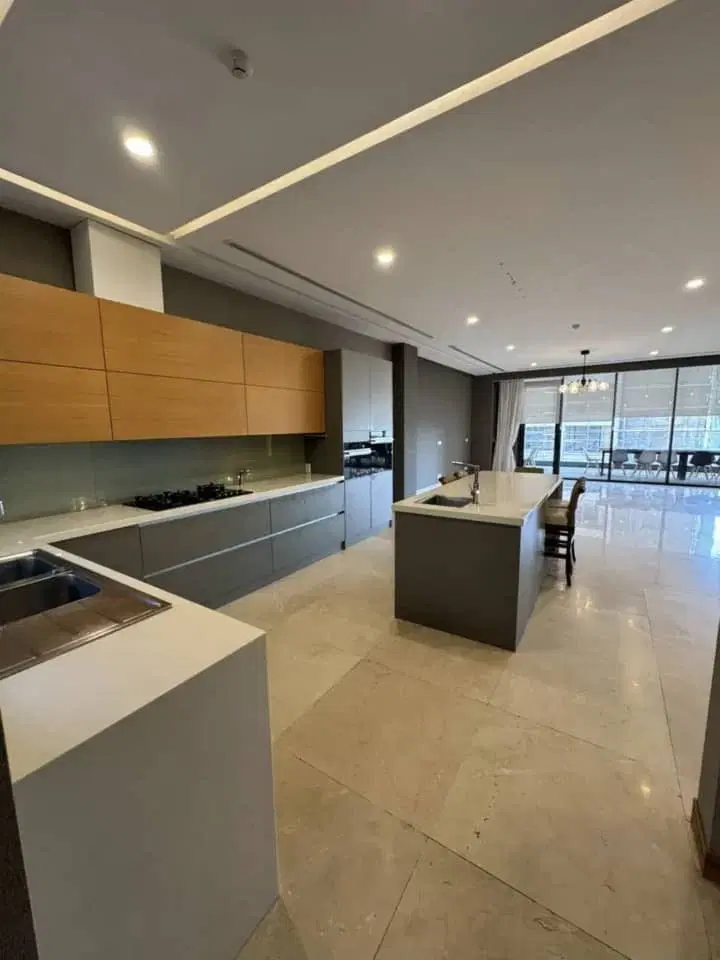 زعفرانیه ۲۴۰متر ۳خواب لوکس