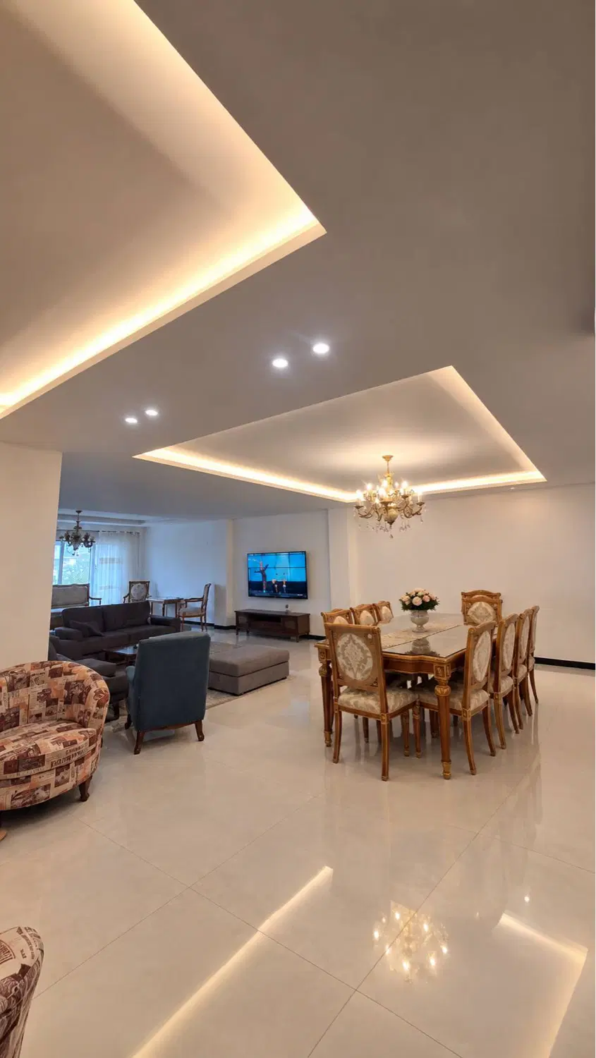 اجاره واحد 200 متری 3خواب مستر طبقه4 در مطهری