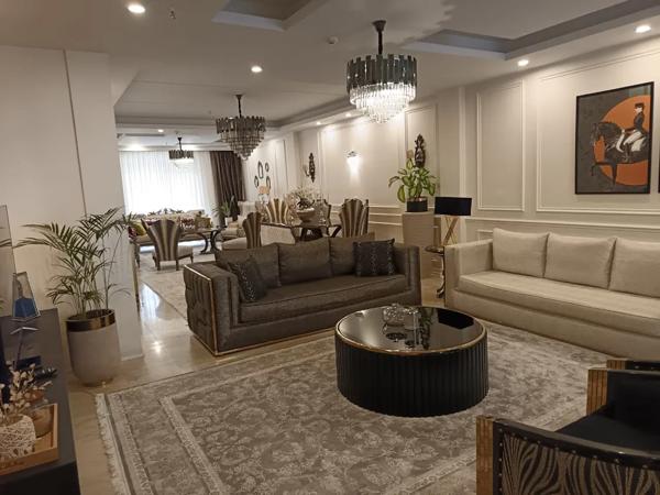 ۹۵ متر دو خواب_ فول امکانات_ تاپ لوکیشن باغ فیض