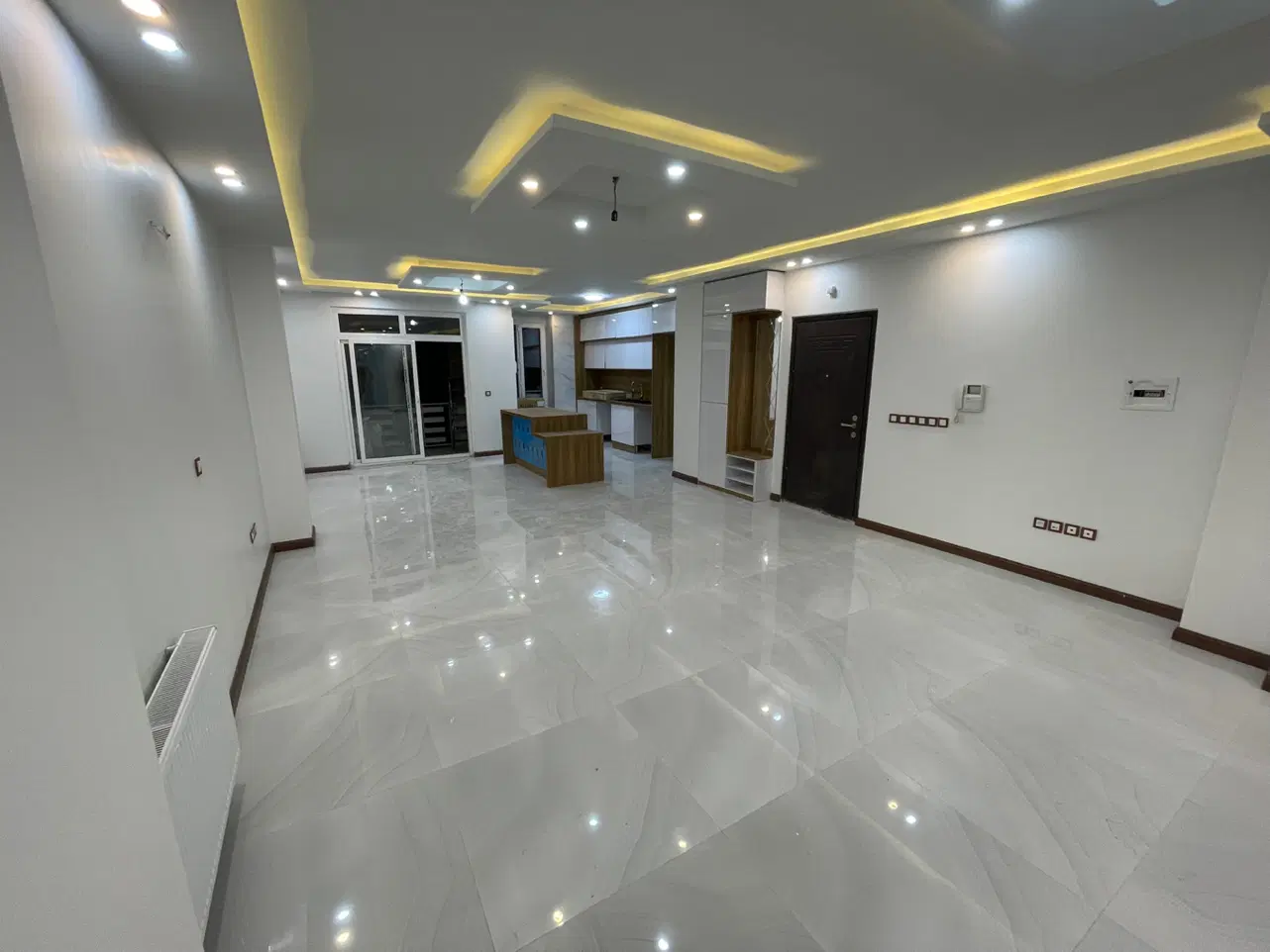 ۸۴متر۲خواب_فول امکانات_فول بازسازی_چهارباغ