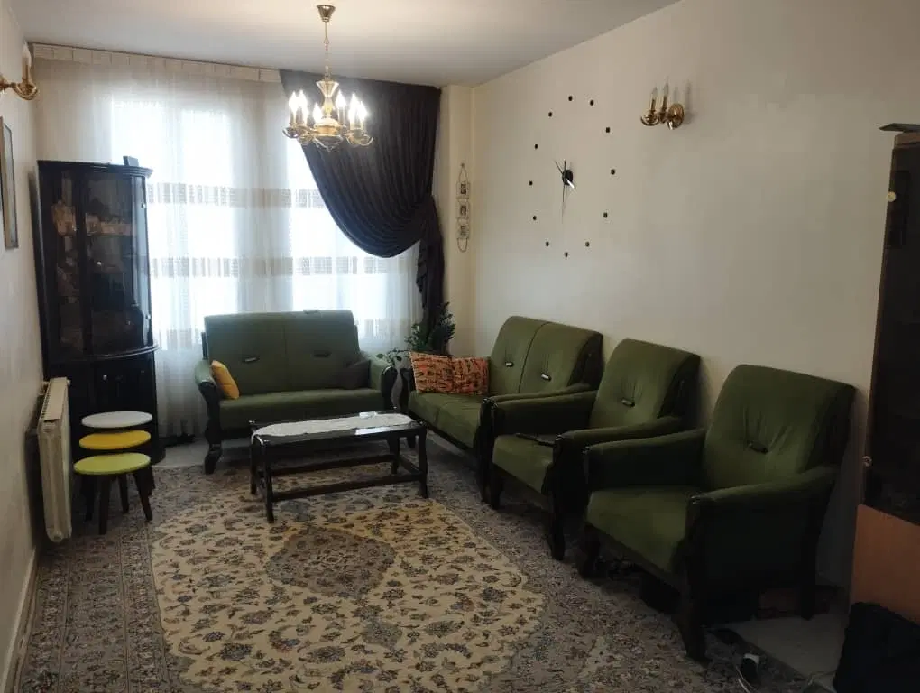 ۵۰ متر فرعی فلکه سوم تهرانپارس