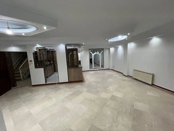 ۱۲۰مترسالن پرده خور خوش نقشه تک واحدی تخلیه کلانور