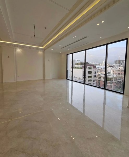 پاسداران_۱۸۰متر۳خواب۱مستر_دوجهت نور_خوش نقشه
