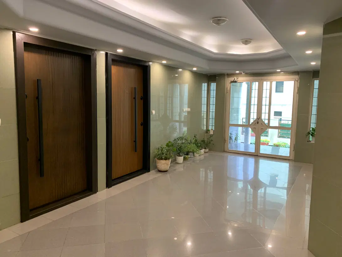 سعادت آباد بالای کاج ۱۳۰ متر ۳ خوابه