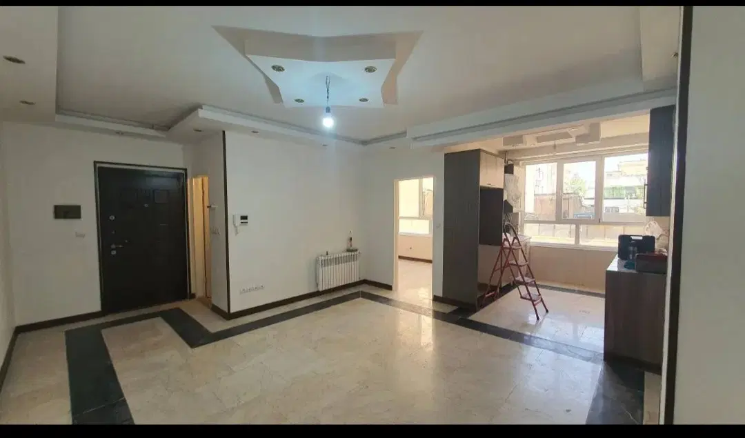 شهرک غرب ، ۶۰ متر  ، اجاره فوری ، لوکیشن خوب