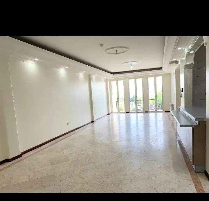 پاسداران ۱۳۰ متر _ ۳ خواب _ فول