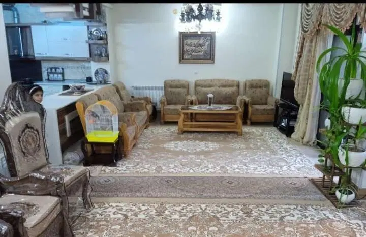 فروش منزل ۱۰۰متری۲خواب با حیاط اختصاصی خ رباط اول