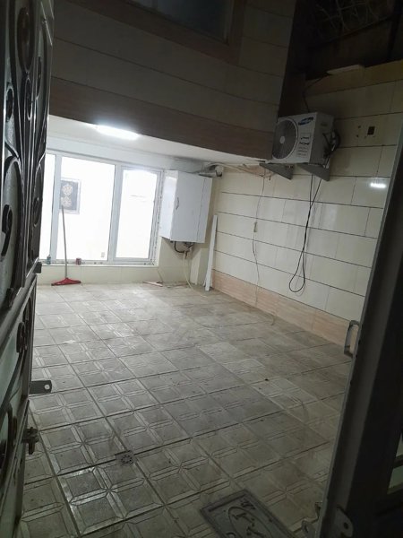 طبقه همکف راه جدا.