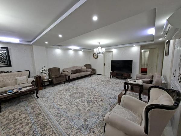 آپارتمان ۱۱۰ متری