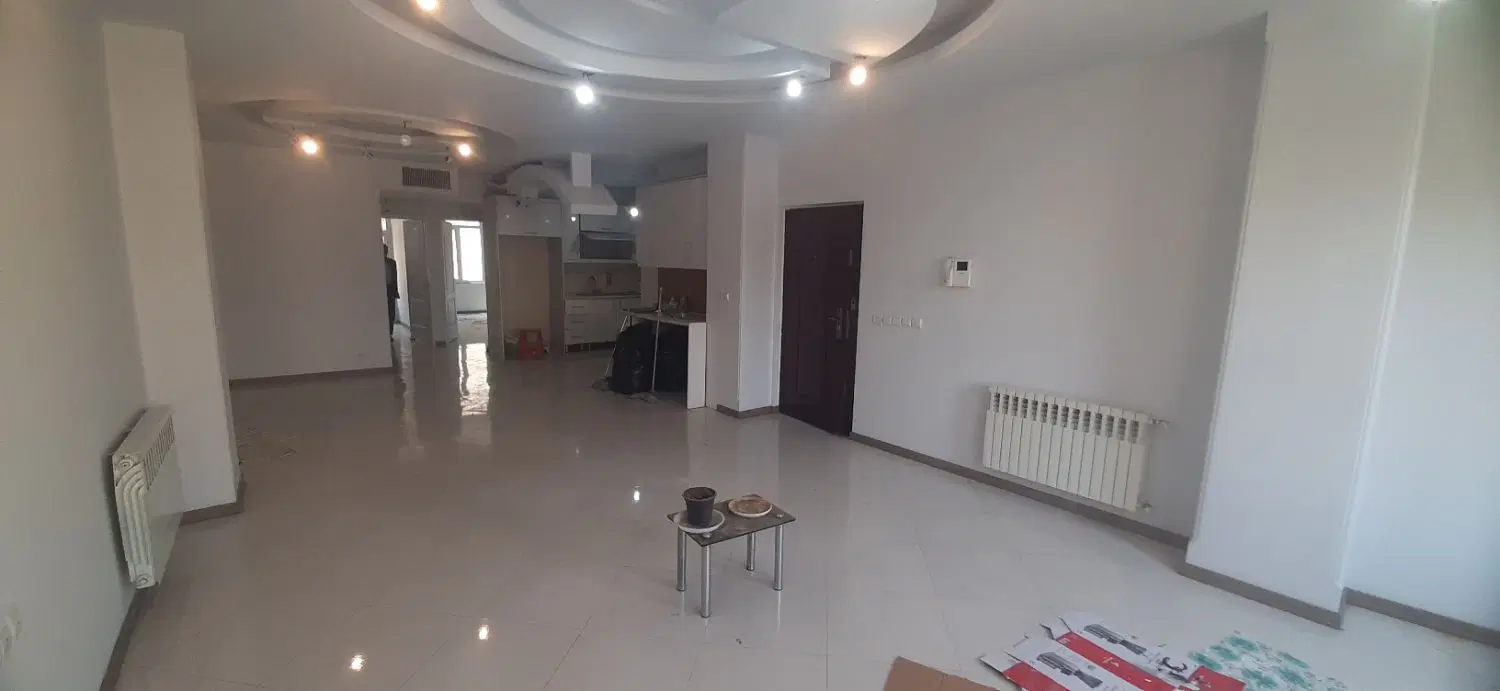 ۹۹ متر ده سال ساخت ۴۰۶غربی(پارکینگ انباری آسانسور)