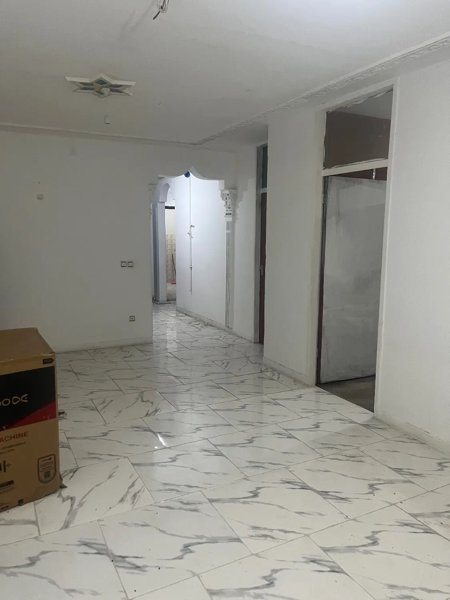 رهن کامل کوروش_واحد110 متری_طبقه سوم_دو خواب