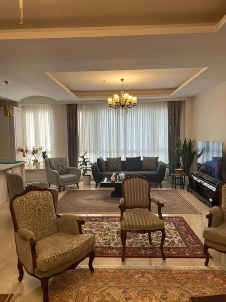 ۱۲۰ متر نیاوران جمشیدیه_ استخر و سونا_ زیر قیمت