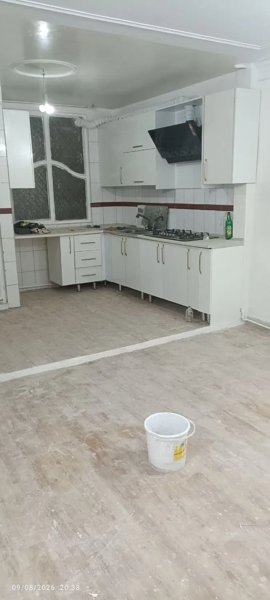 آپارتمان۶۱متری۲خوابه نازی آباد شرقی