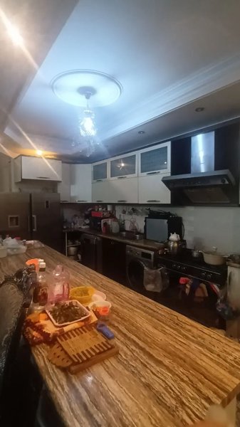 ۱۳۰ متر ۳ خواب سعادت آباد
