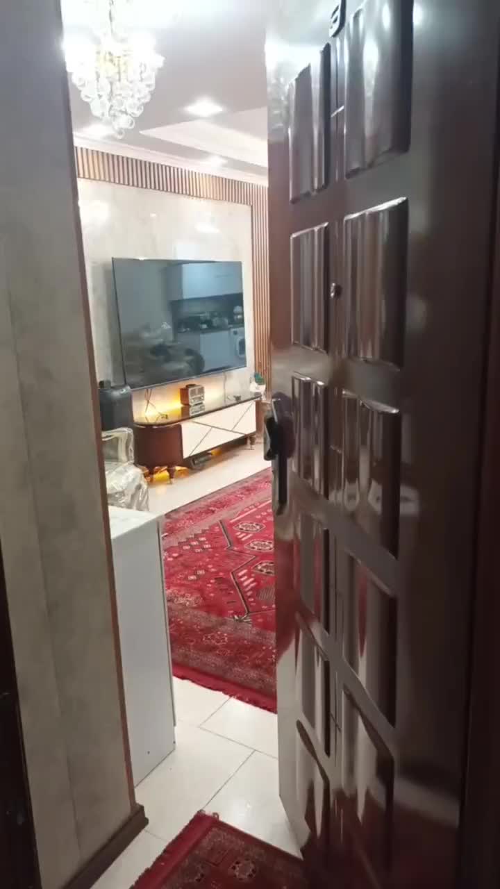 تهرانسربالای شهرداری۹۰متری