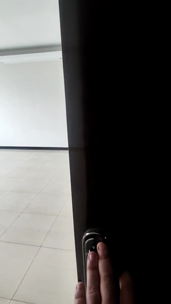 ۸۰ متری * تک واحدی* دسترسی کم مشابه