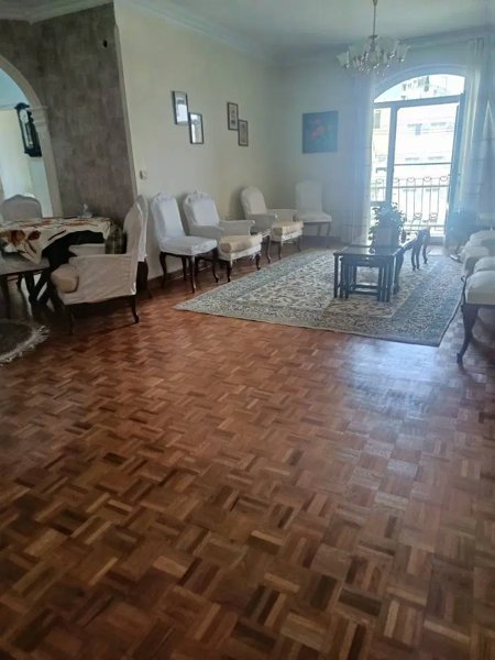 ۱۳۱ متر _۳خوابه_پارکینگ و انباری_۱۴ پله