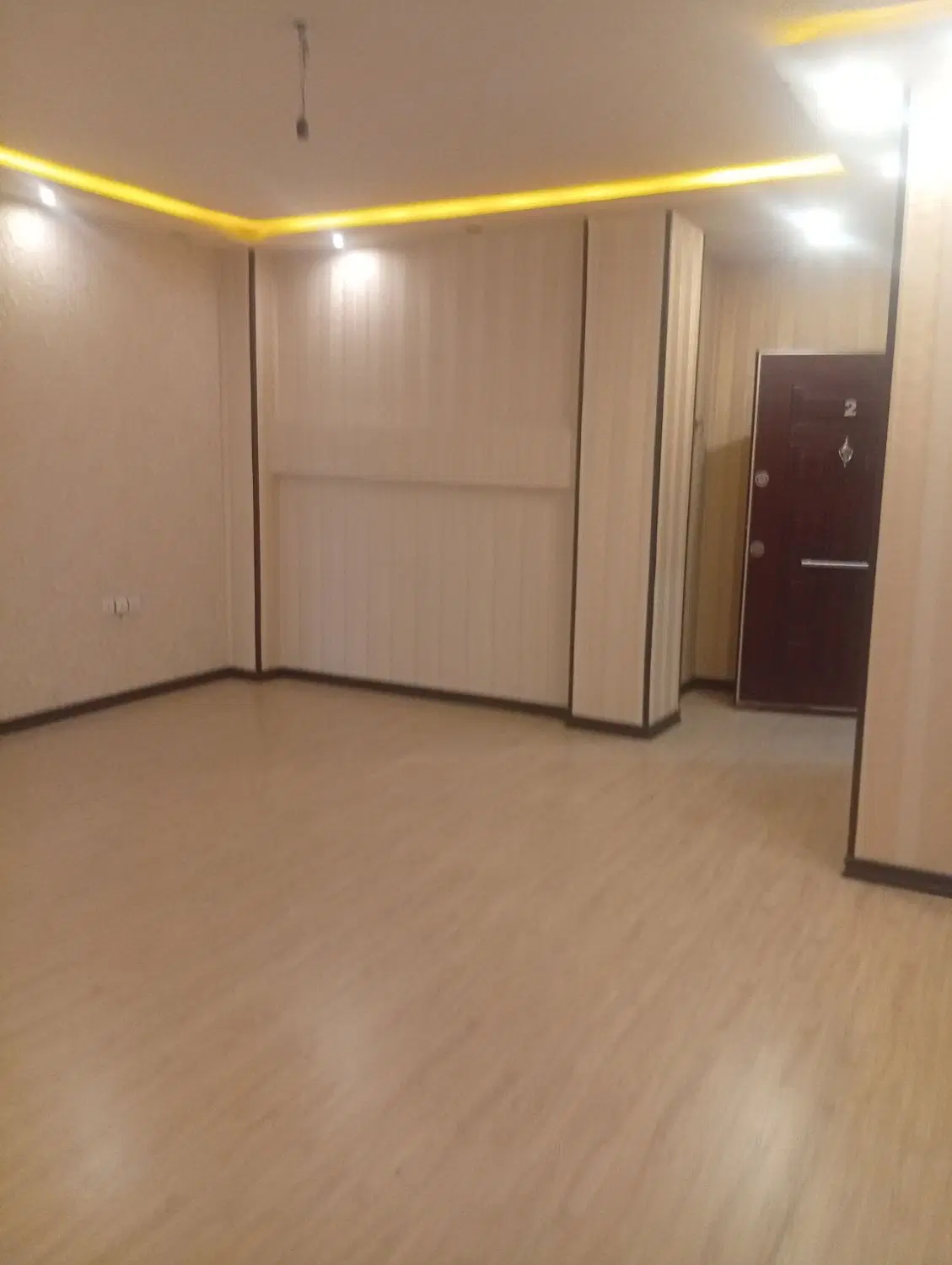 فردوس غرب شقایق جنوبی - ۷۵ متری دو خواب