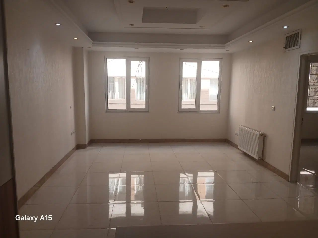 30 متر تک واحدی پارکینگ.دار _مالک اشتر