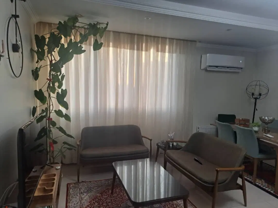 جمالزاده شمالی 62متر با امکانات 7ساله