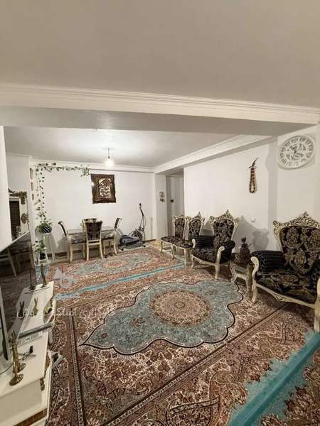 یک باب منزل در شقایق