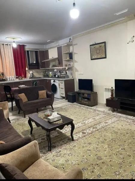 57 متری تولایی آسانسور انباری