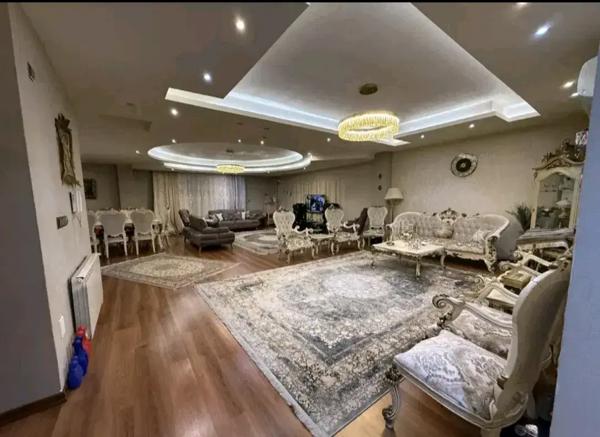 اجاره اپارتمان ۲۳۰ متر تکواحد طبقه اخر بلوار گلسار