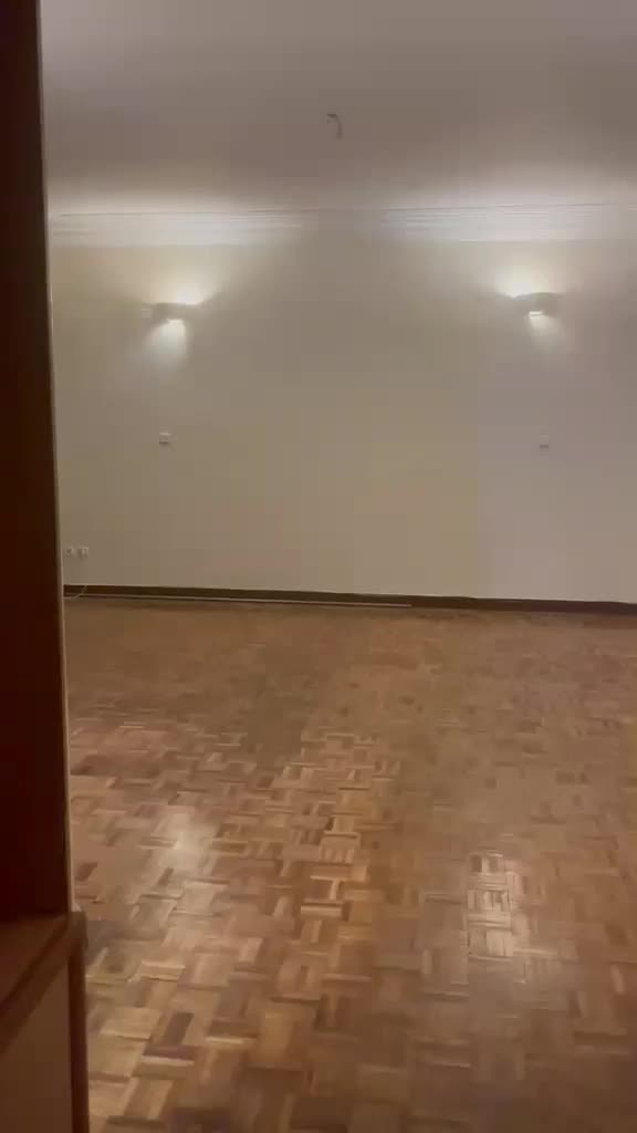 حسن سیف ، آپارتمان، ۲ واحدی