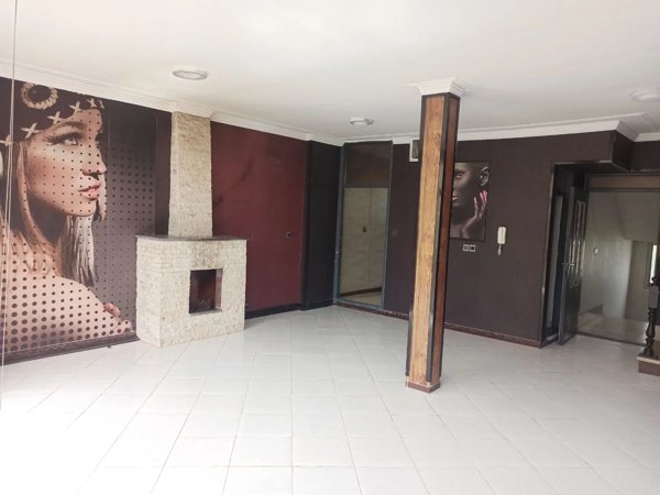 اجاره دوخواب ۱۳۰متری فاز یک