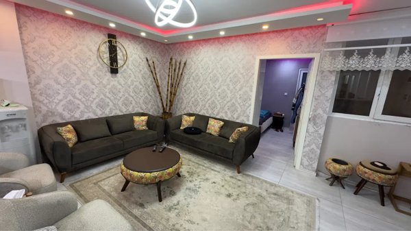 فروش یکخواب ۶۰ متری آزادگان