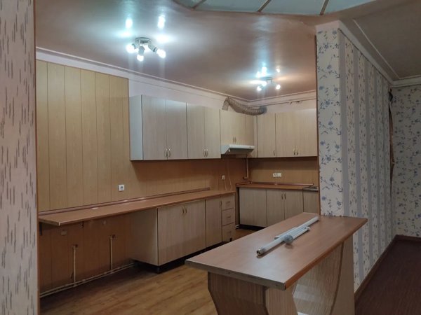 130متری‌درزعفرانیه