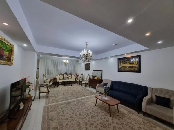 ۱۰۷ متر نوساز دو خواب در اردلان ها