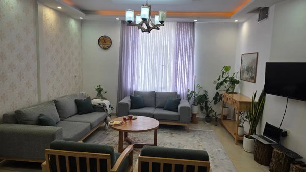 ۶۸ متری جنوبی دانشگاه _ پرستار بازسازی شده