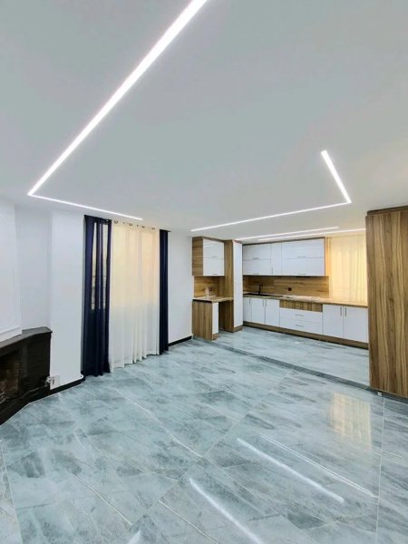 ۵۳مترتکخواب_سالن پرده خور_پارکینگ وانباری_سندتکبرگ