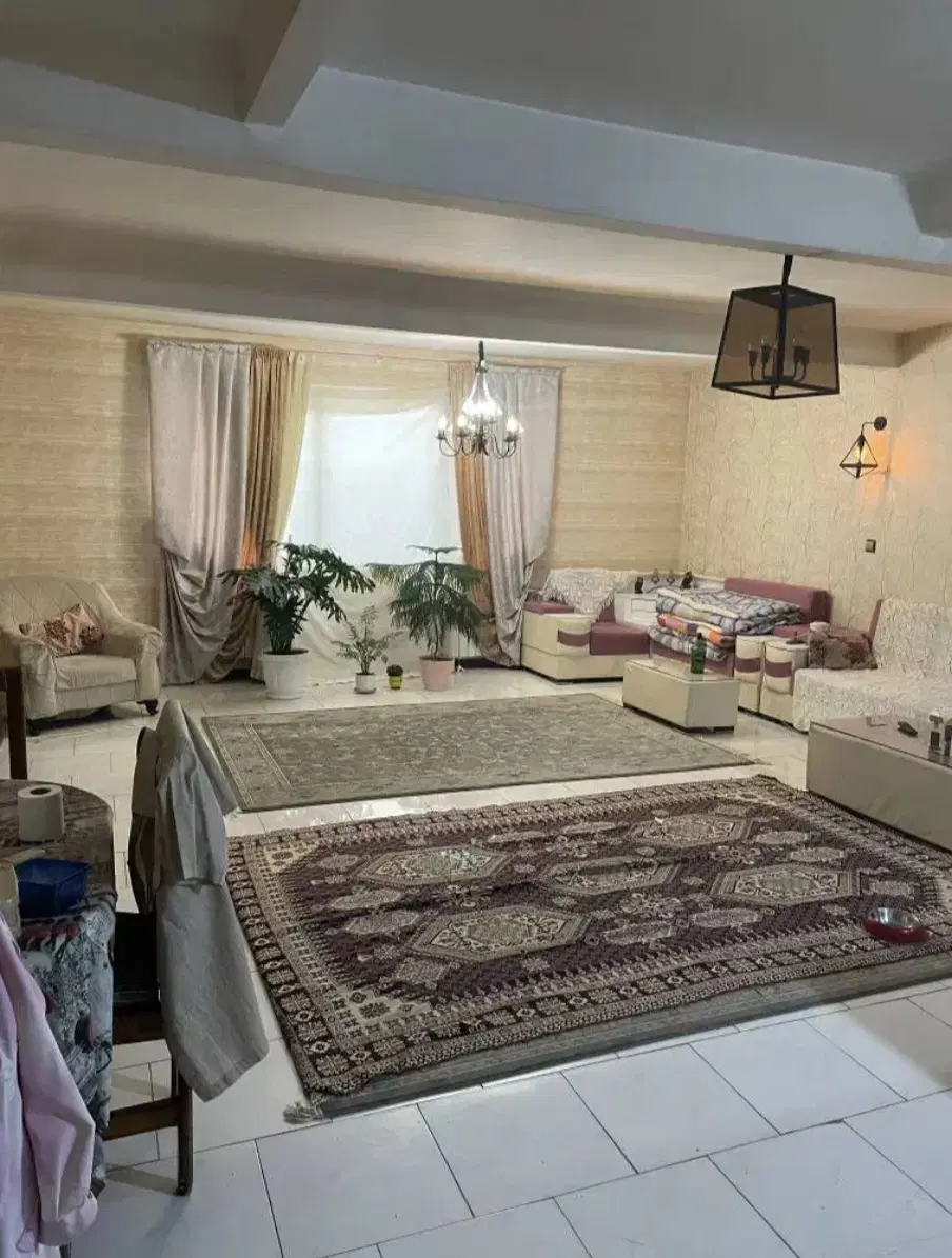۸۲ متر_سالن پرده خور_فردوس شرق_فول امکانات