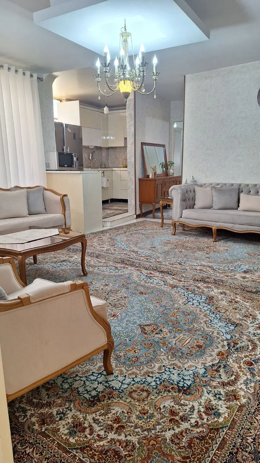 یک واحد آپارتمان ۲ خوابه تک واحدی