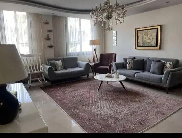 ۲۰۰ متر کامرانیه لوکیشن مشجر